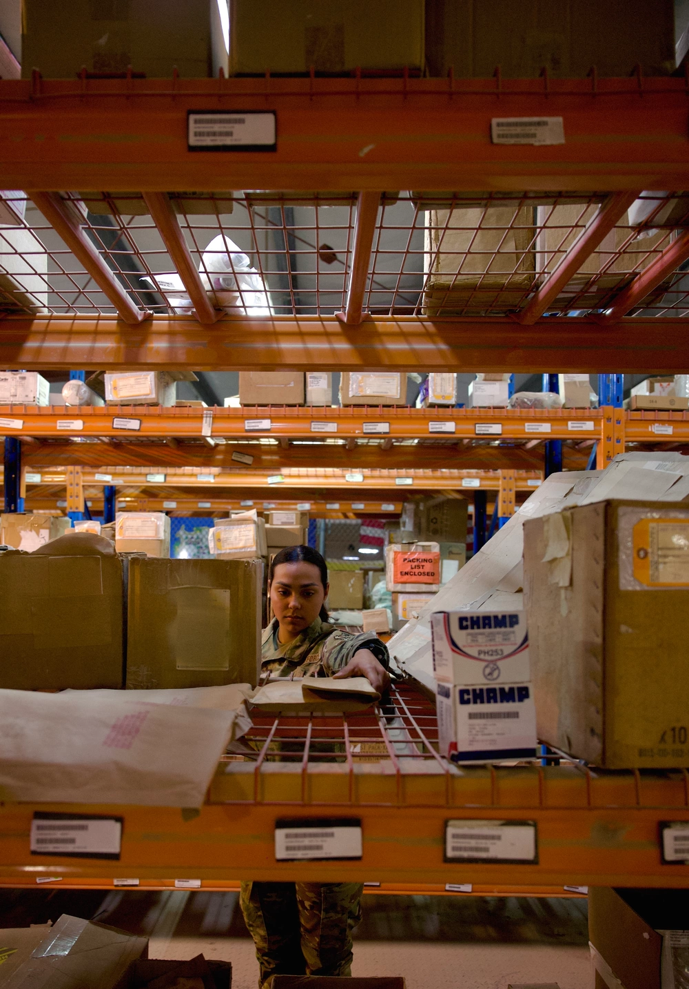 Material handling at Ali Al Salem Air Base, Kuwait. Source. USAF photo by Senior Airman Natalie Filzen.